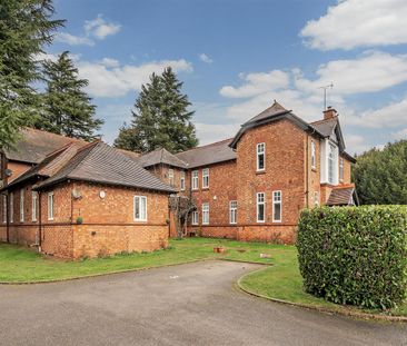 2 bed semi-detached bungalow to rent in Catherines Close, Solihull,... - Photo 1