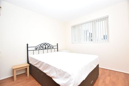 Coe Avenue, London, SE25 - Photo 4