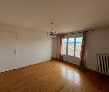 A LOUER - APPARTEMENT ROANNE SECTEUR GARE - Photo 2