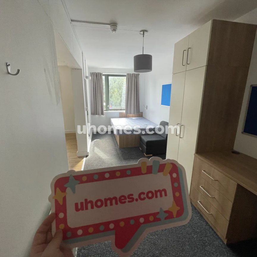 Gold Studio - Photo 1