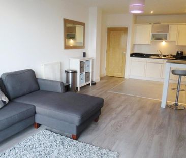 High Street, SOUTHAMPTON - Photo 2