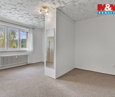 Pronájem bytu 1+1 35 m² - Photo 1