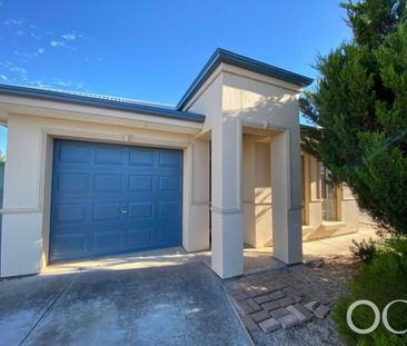 Open the Door to Spacious Living - Photo 6