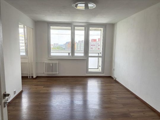 Pronájem bytu 3+1 70 m² - Fotografie 1