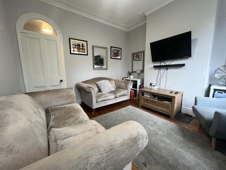 Ash Terrace, Headingley, LS6 3JD, Leeds - Photo 2