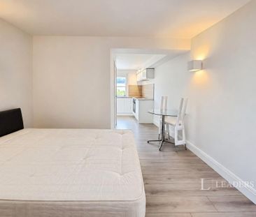 apartment to rent Buckingham Place, Brighton, East Sussex, BN1 - Photo 2