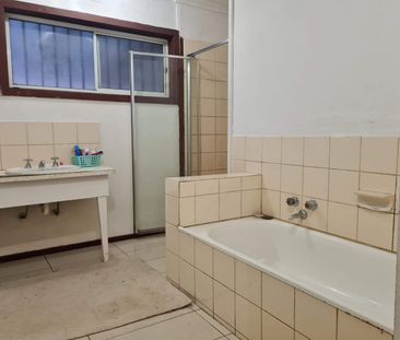 Springvale - Photo 2