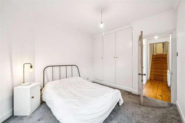 Flat C, Nightingale Lane, London, SW12 - Photo 1