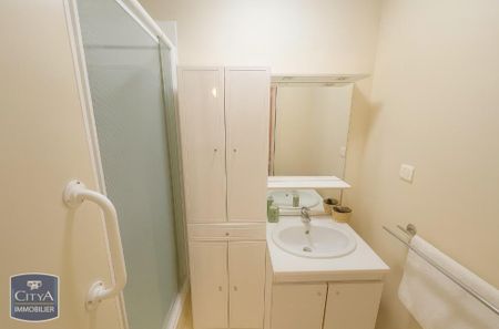 Location Appartement 2 pièces 58m² CHINON 37500 - Photo 4