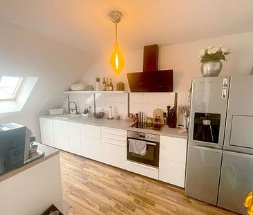 Neuss-Furth: Helle u. moderne 4-Zimmerwhg. mit großem Wohnraum, Tageslichtbad u. Balkon - Foto 1