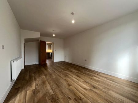 The Old Shop, Wrockwardine - Photo 3