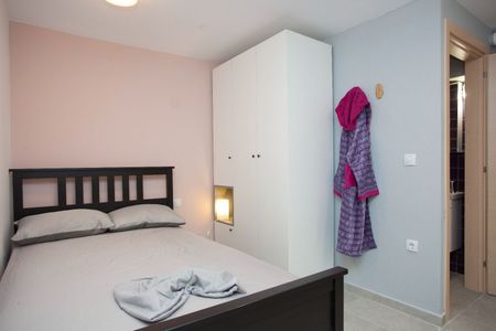 Studio/Γκαρσονιέρα για ενοικίαση Ρωμαϊκή Αγορά - Βενιζέλου - Ιστορικό Κέντρο (Κέντρο Θεσσαλονίκης) - Photo 2