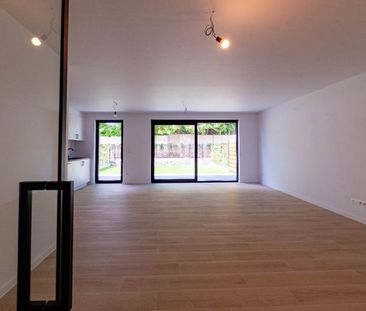 Appartement te huur - Photo 1