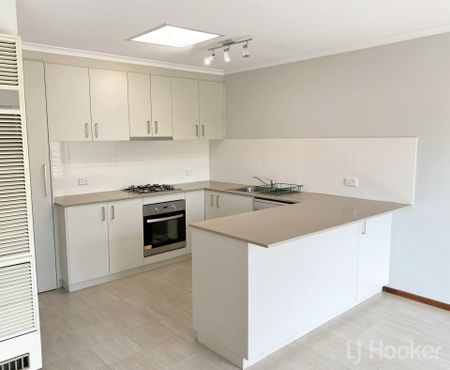 Renovated 2 Bedroom Home - Photo 2