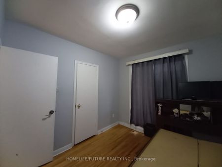 For Lease - 45 Gilroy Drive Unit# main, Toronto, Ontario - Photo 3