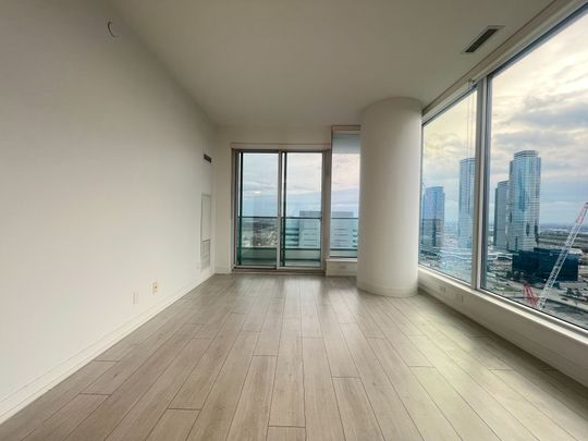 For Lease - 5 Buttermill Avenue Unit# 2609, Vaughan, Ontario - Photo 1