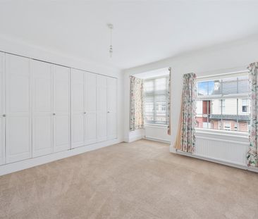 To Let 2 Bed House - Semi-Detached - Photo 3