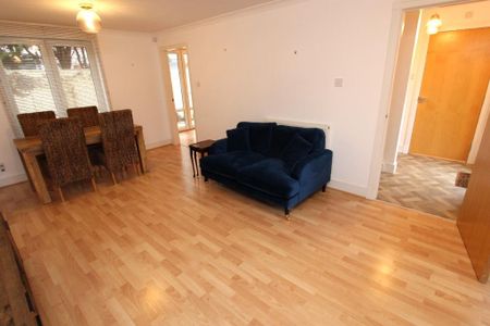 2 bedroom terraced house to rent - Photo 2