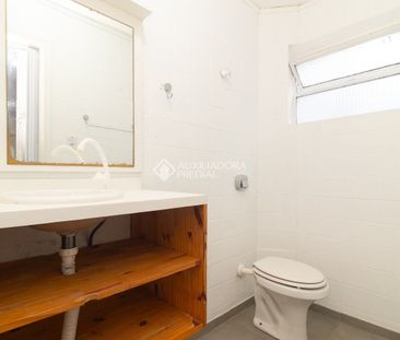 Apartamento JK com 1 quarto e 30m² para alugar em Menino Deus, Port... - Photo 1