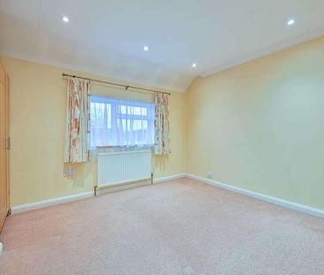 Bowring Green, Wd, Bushey, WD19 - Photo 1