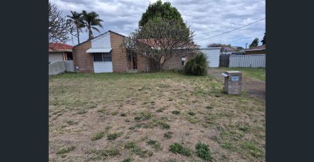 Neat & Convenient 3x1 Home in Central Mandurah - Photo 3