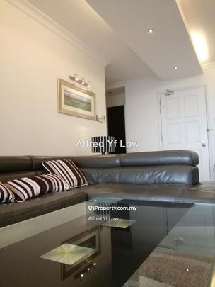 The Straits View Condominium, Permas Jaya - Photo 1