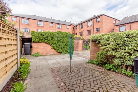 2 bedroom semi-detached house to rent - Photo 4