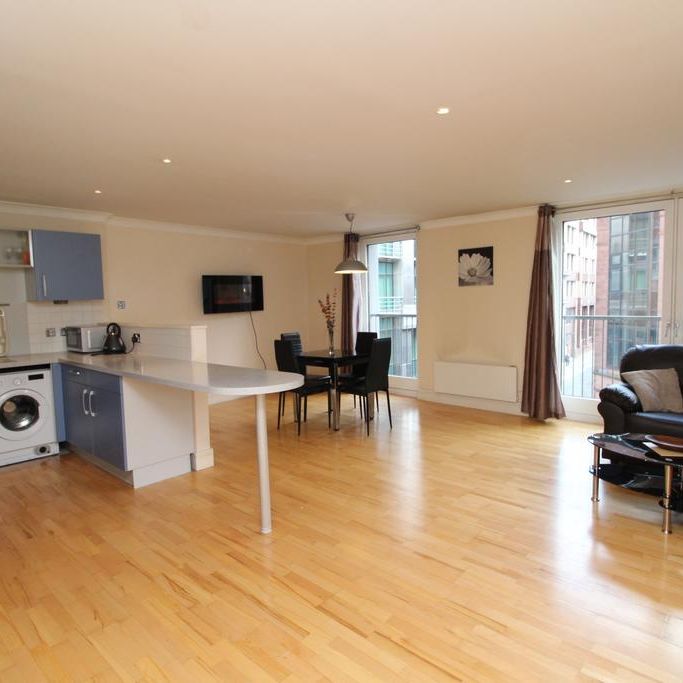 2 bedroom flat to rent - Photo 1