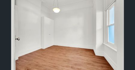 PERIOD CHARM NEXT TO THE BEACH - Photo 2