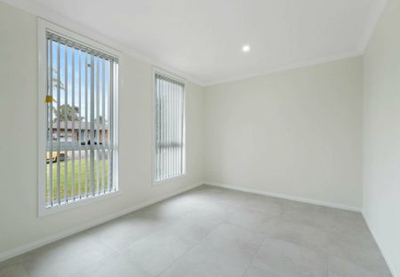 STUNNING FAMILY HOME - Photo 3