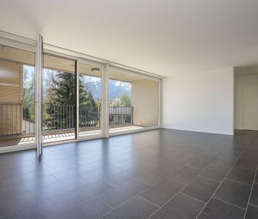 light-flooded, modern apartment in a great location in Thun - Foto 1