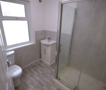 To Let 3 Bed Apartment - Photo 6