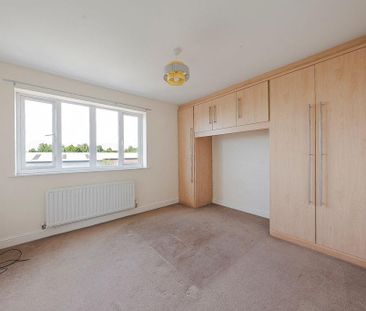 3 bedroom townhouse to rent - Photo 2