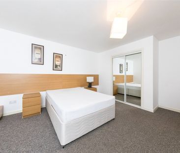 3 bedroom apartment to rent - Photo 3