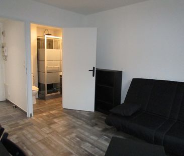 Location Appartement 1 pièce 17m² REIMS 51100 - Photo 2