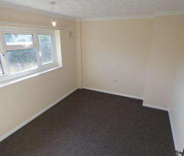 2 bed Semi-Detached - To Let - Photo 1
