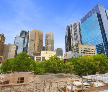 Inner-City Living - Studio Apartment - Photo 2