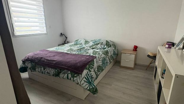 SAINTE RUFFINE - F2- TERRASSE - CUISINE EQUIPEE-GARAGE-2 PARKINGS EXTERIEURS - Photo 1