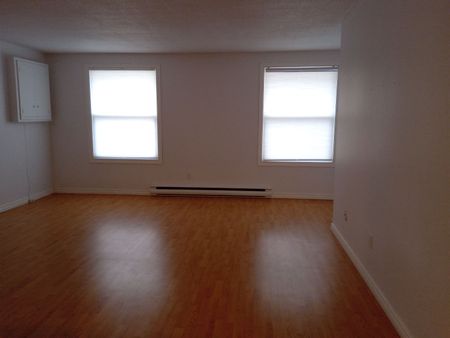 For Lease - 7 Horn Street, London South, Ontario - Photo 4