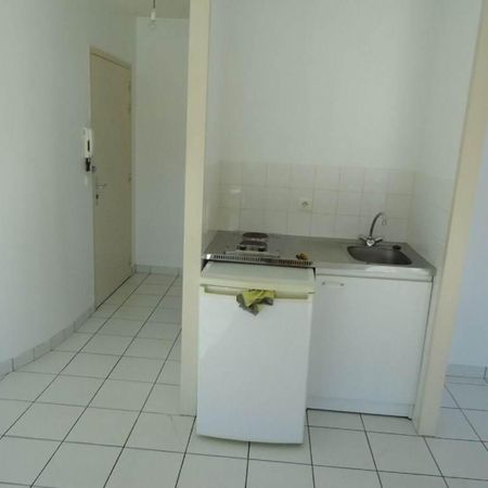 APPARTEMENT T1 - Photo 3