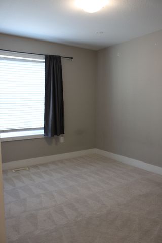 For Lease - 1960 Dalmagarry Road Unit# 40, London North, Ontario - Photo 3