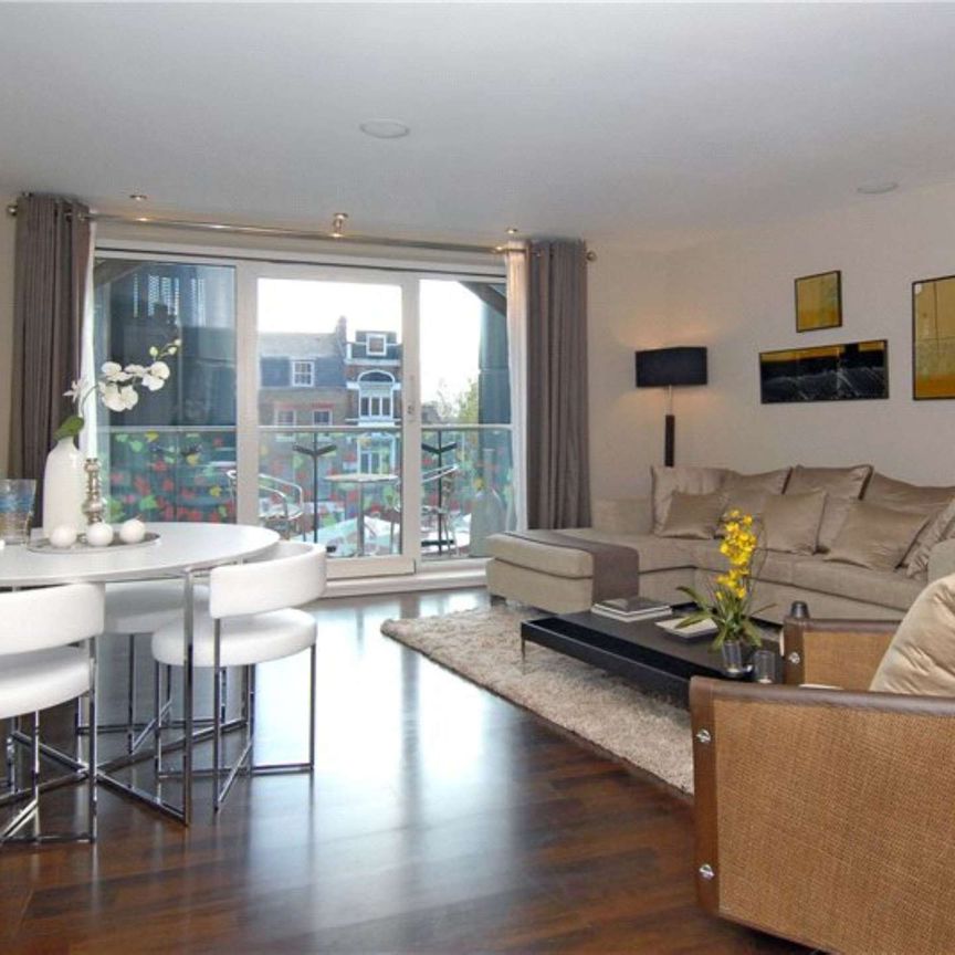 Islington on the Green, 12A Islington Green, Angel, Islington, London, N1 2XN - Photo 1