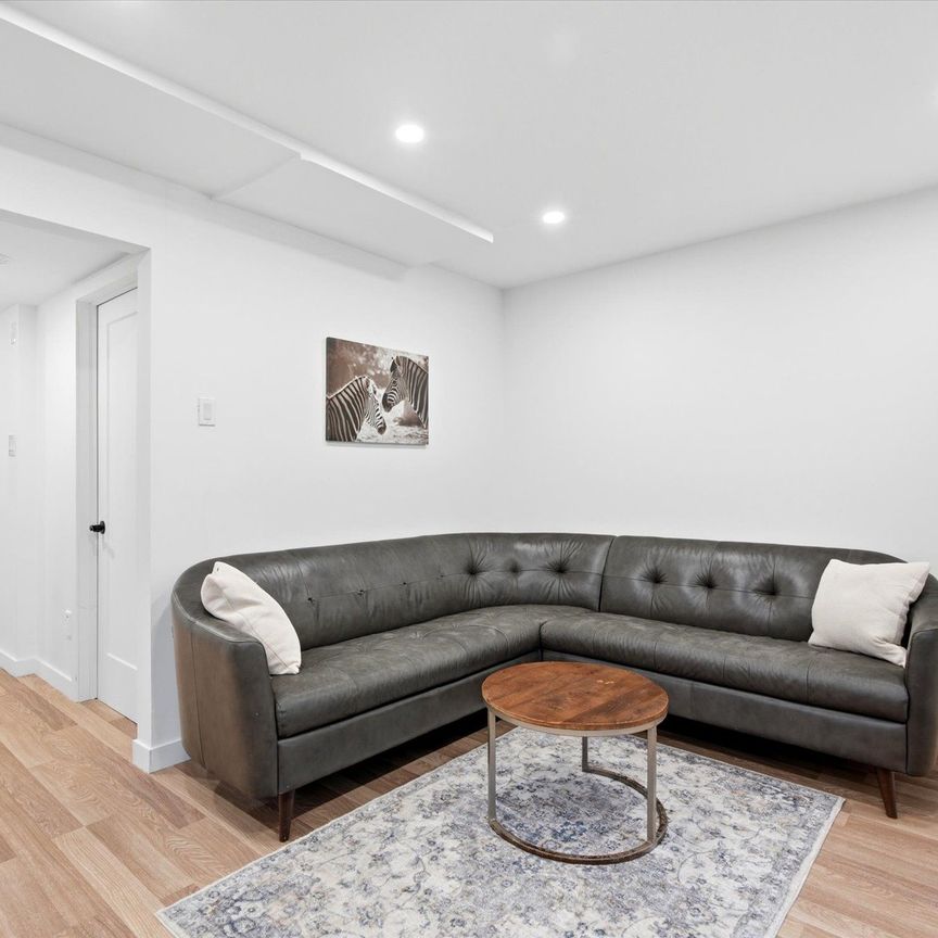 For Lease - 235 Southwood Drive Unit# LOWER, Kitchener, Ontario - Photo 1