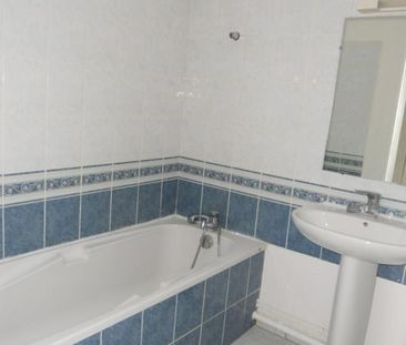 ST AVE- Centre-ville- appartement T3 - Photo 6