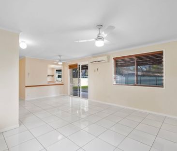 For Lease: Well-Presented Family Home in the Heart of Waterford West! - Photo 2