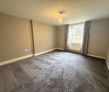 2 bedroom maisonette to rent - Photo 3