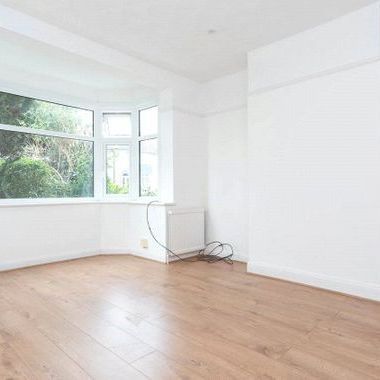 4 bedroom house to rent - Photo 1