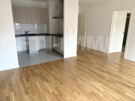 Location Appartement 2 Pièce(s) ASNIERES-SUR-SEINE (92600) - Photo 4