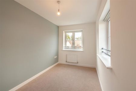 2 bedroom semi-detached house to rent - Photo 5