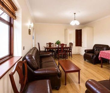 Stamford Close, Southall, UB1 - Photo 2
